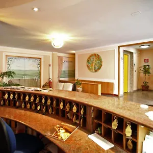 hotel-cristal-bari.barihotels.org/